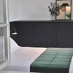 Casa Santo Stefano * تْشيرنوبيو