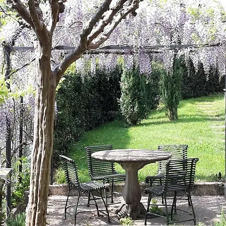 Casa Santo Stefano بيت للعطل