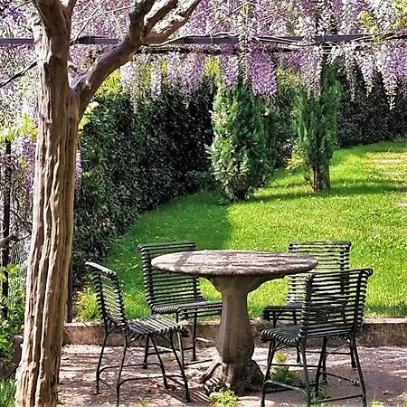 Casa Santo Stefano تْشيرنوبيو